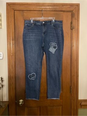 C Est. 1946 Curvy Dark Blue Women's Heart Patch Denim Jeans Frayed Hem, Size 16W